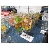 SET OF CHARACTER GLASSES