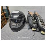 SZ. 12  SKATES & MOTORCYCLE HELMET (AGB SHADOW)