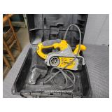 DEWALT DW433K BELT SANDER IN CASE