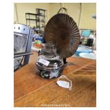 WALL MOUNT OIL LAMP