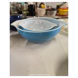 PYREX BOWLS