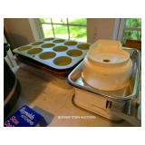 MUFFIN PAN, DISHWARE