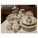 CROWN MING FINE CHINA SET