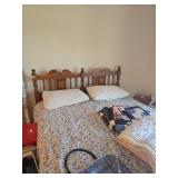 FULL SIZE BED W/ MATTRESS & BEDSPREAD/PILLOWS