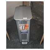Better Homes & Gardens 7.9 Gallon Step Trash Can
