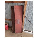 Delta Jobox Red Metal Storage Panel