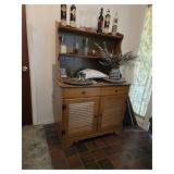 SMALL HUTCH AND CONTENTS