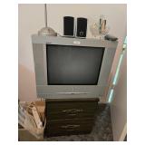 FLATSCREEN TV AND TABLE