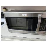 VERY NICE MICROWAVE