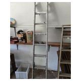 ALUMINUM LADDER