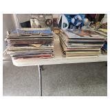 LARGE GROUP OF VINYL RECORDS