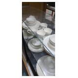 Vintage Scalloped Edge Cream Dinnerware Set