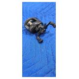 Black Low-Profile Baitcasting Fishing Reel