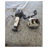 Qualifier Baitcasting Fishing Reel