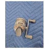Zebco 33 Classic Spincast Fishing Reel