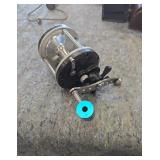 Vintage Metal Conventional Fishing Reel