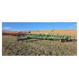 John Deere 1610 Chisel Plow