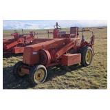 New Holland 1282 Self Propelled Baler