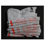 10 KC Chiefs Scoop Neck LOVE T-shirt, Women