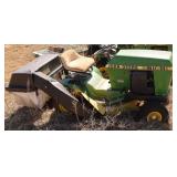 John Deere 116 Lawn Tractor w/ Grass Catcher