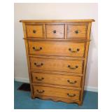 New Classic Oak Finish 6-Drawer Chest