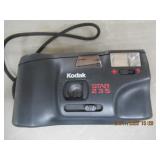 VINTAGE KODAK STAR 235 CAMERA