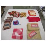 VINTAGE POT HOLDERS AND NAPKINS