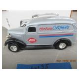 DAIRY QUEEN 1938 CHEVY PANEL TRUCK ERTL DIECAST BA