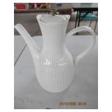 VINTAGE EARNEST SOHN CREATIVE RIBBED CERAMIC COFFE