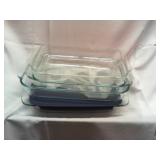 4 Pyrex Cassarol dishes