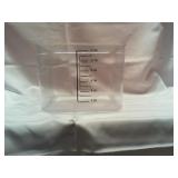 12 Quart measuring tub