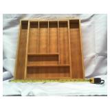 Bamboo expandable silverware tray
