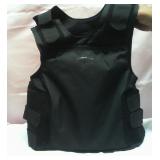 Safelife Defense Body Armor Size XL w/Plates