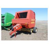 New Holland 688 Round Baler