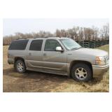 2003 GMC Yukon XL Denali