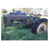 John Deere Model B