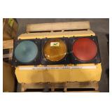 Traffic heads w/ r/y/g light modules 3 ct