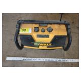 DeWalt 18V radio charger