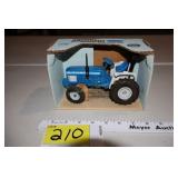 Ford 1710 Tractor in Box 1/16 scale Ertl