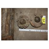 5 bolt hubs off of mid-70