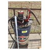 DX lubricant barrel w/pump & rolling stand
