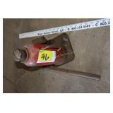 bottle jack