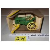 Ertl John Deer 1937 G 1/16 scale in box