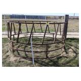 bale feeder
