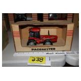 Pacesetter Tractor Decanter Big Red 2+2 #2 mini