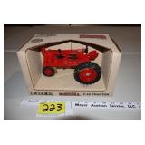 Farmall F20 Tractor Ertl 1/16 in box