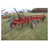 Melroe 5 bottom plow