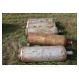 5 propane tanks