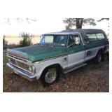 1973 Ford F250 with topper 2x4