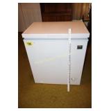 Wellington chest freezer